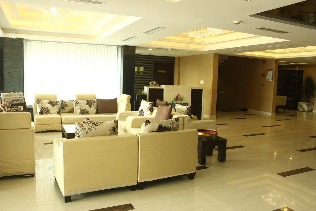 Hotel Abaam Cochin Kochi Zewnętrze zdjęcie