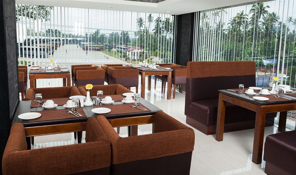 Hotel Abaam Cochin Kochi Zewnętrze zdjęcie