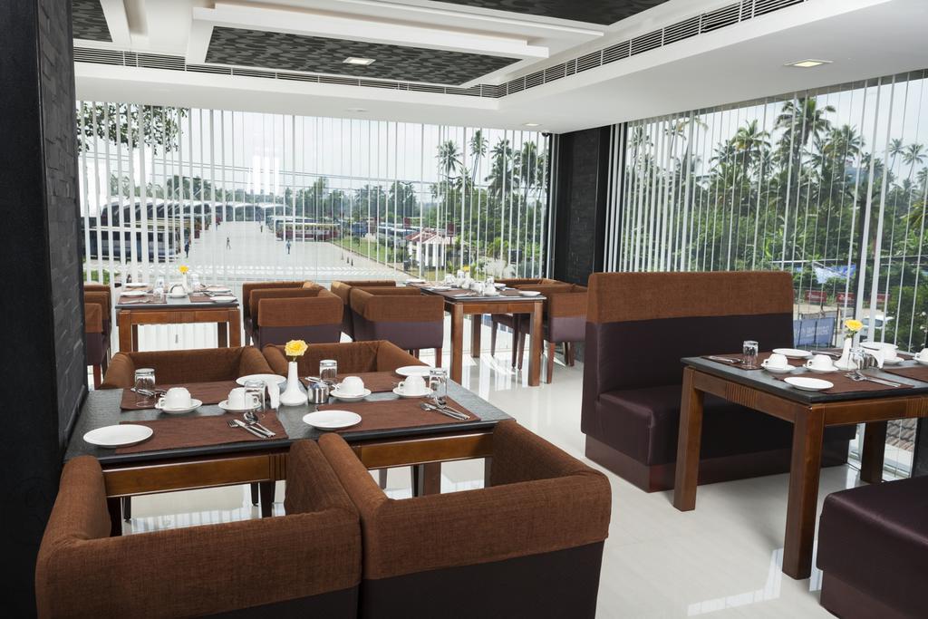 Hotel Abaam Cochin Kochi Zewnętrze zdjęcie