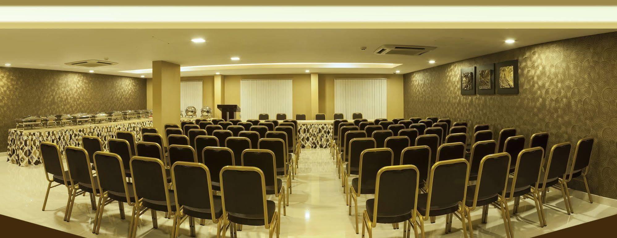 Hotel Abaam Cochin Kochi Zewnętrze zdjęcie